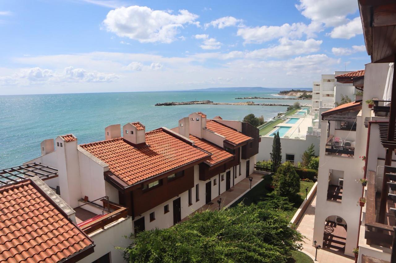 White Coast Beach Apartments Kavarna Exteriér fotografie