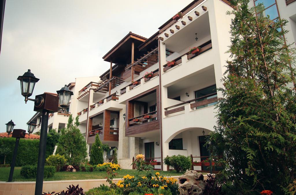 White Coast Beach Apartments Kavarna Exteriér fotografie
