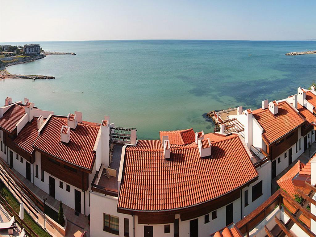 White Coast Beach Apartments Kavarna Exteriér fotografie
