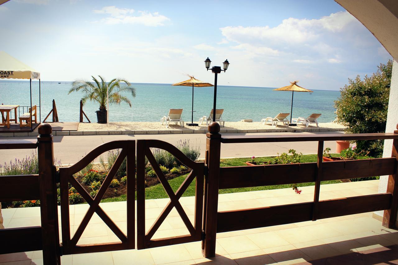 White Coast Beach Apartments Kavarna Exteriér fotografie
