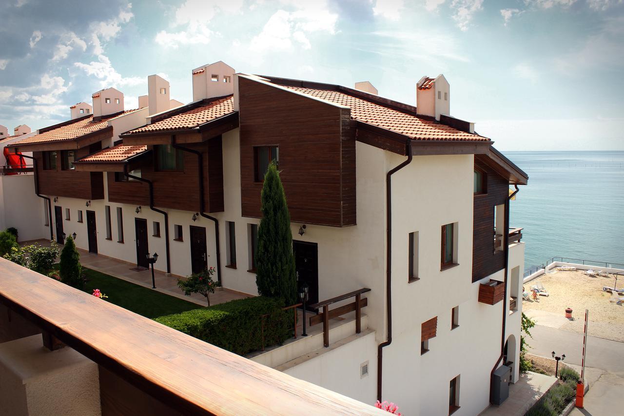 White Coast Beach Apartments Kavarna Exteriér fotografie